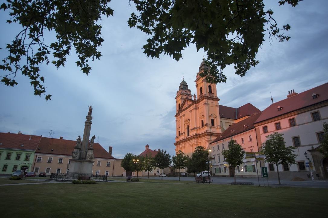 Penzion Valtice Bagian luar foto